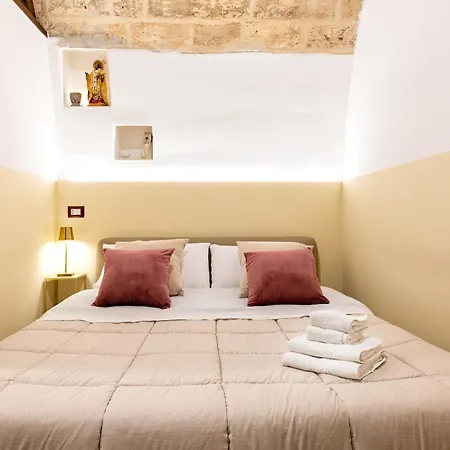 Ferienhaus Historic Bari For Three - Df Room Borgo Antico Bari